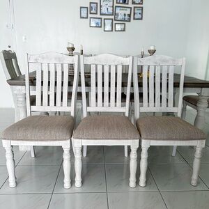 8 Brand New Chairs for Sale!